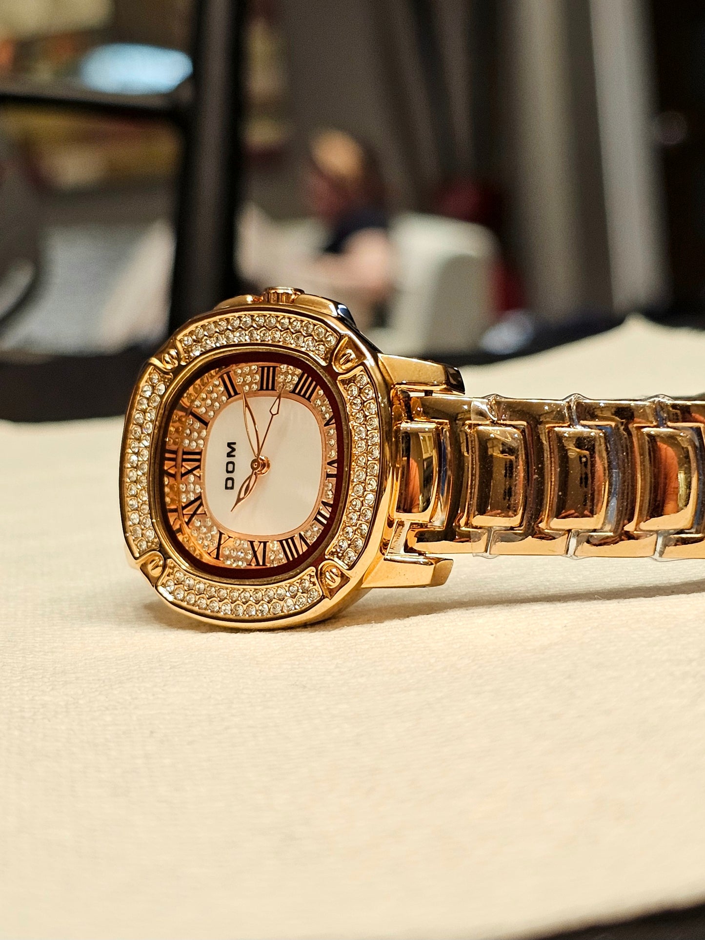 DOM Women’s Luxury Crystal Watch – Rose Gold Elegance with Roman Dial