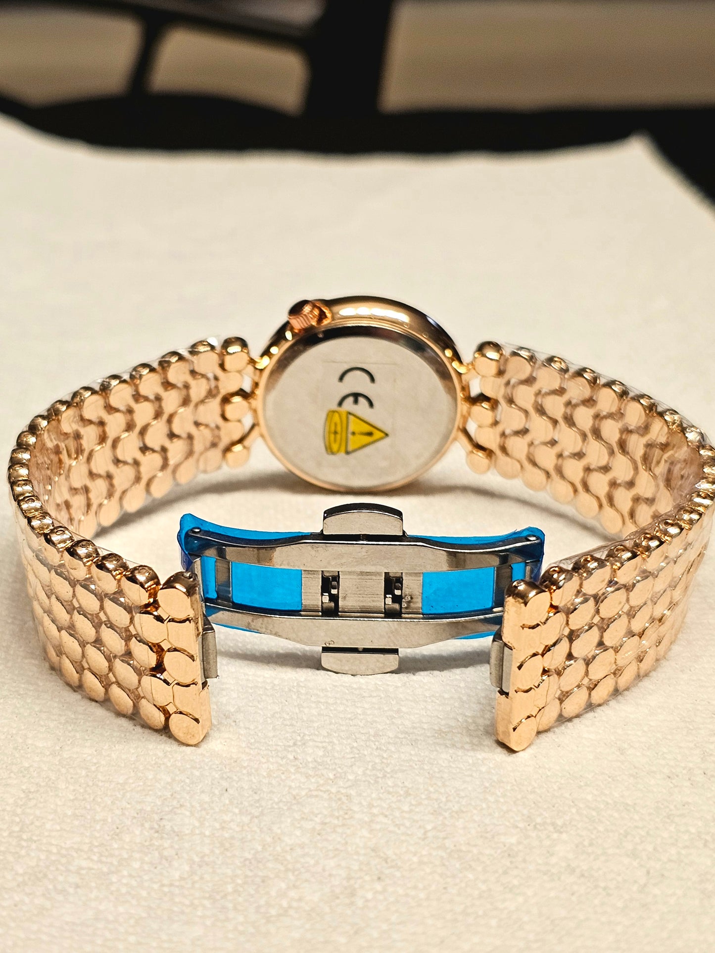 OULINI Crystal Elegance – Women’s Luxury Gold Bracelet Watch