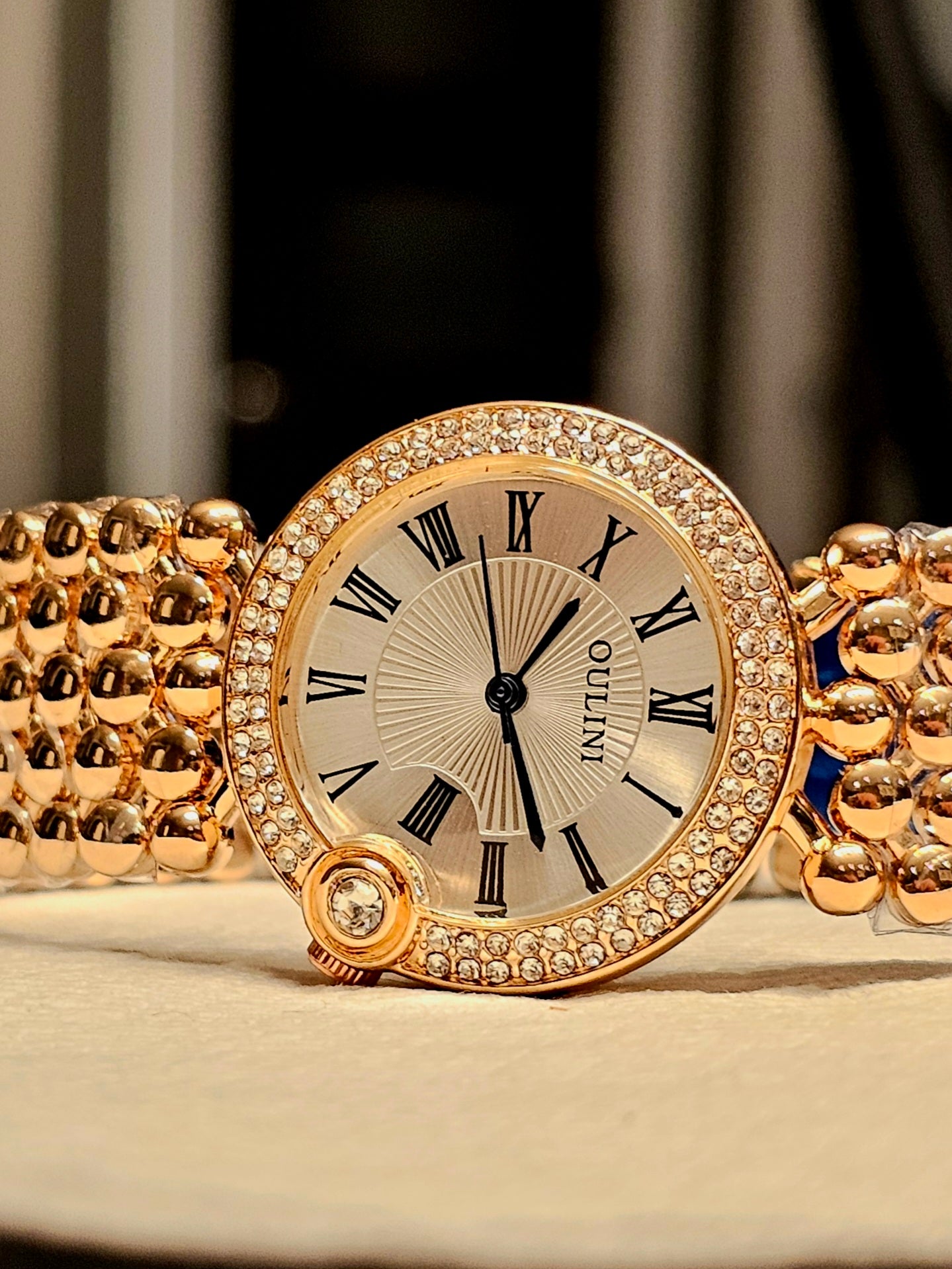 OULINI Crystal Elegance – Women’s Luxury Gold Bracelet Watch