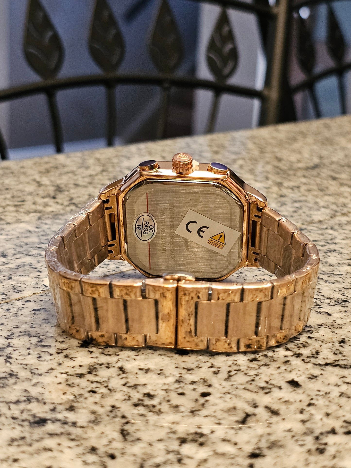 Poedagar Prestige Rose Gold Men's Chronograph Watch – Bold Square Design