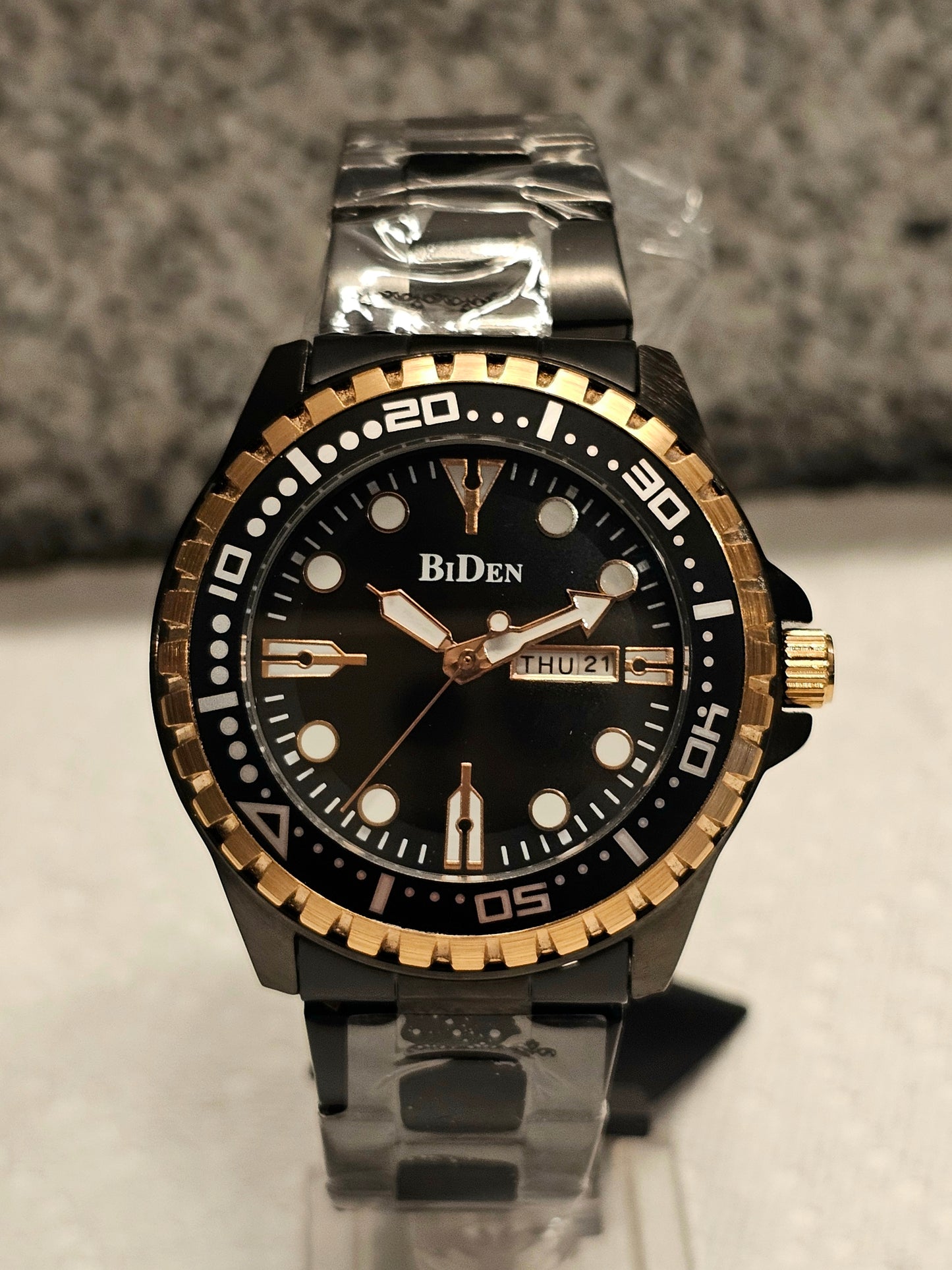 BiDen Men's Quartz Watch – Full Calendar, Luminous Dial | Available in Black-Gold, Blue-Rose, and Silver-Blue