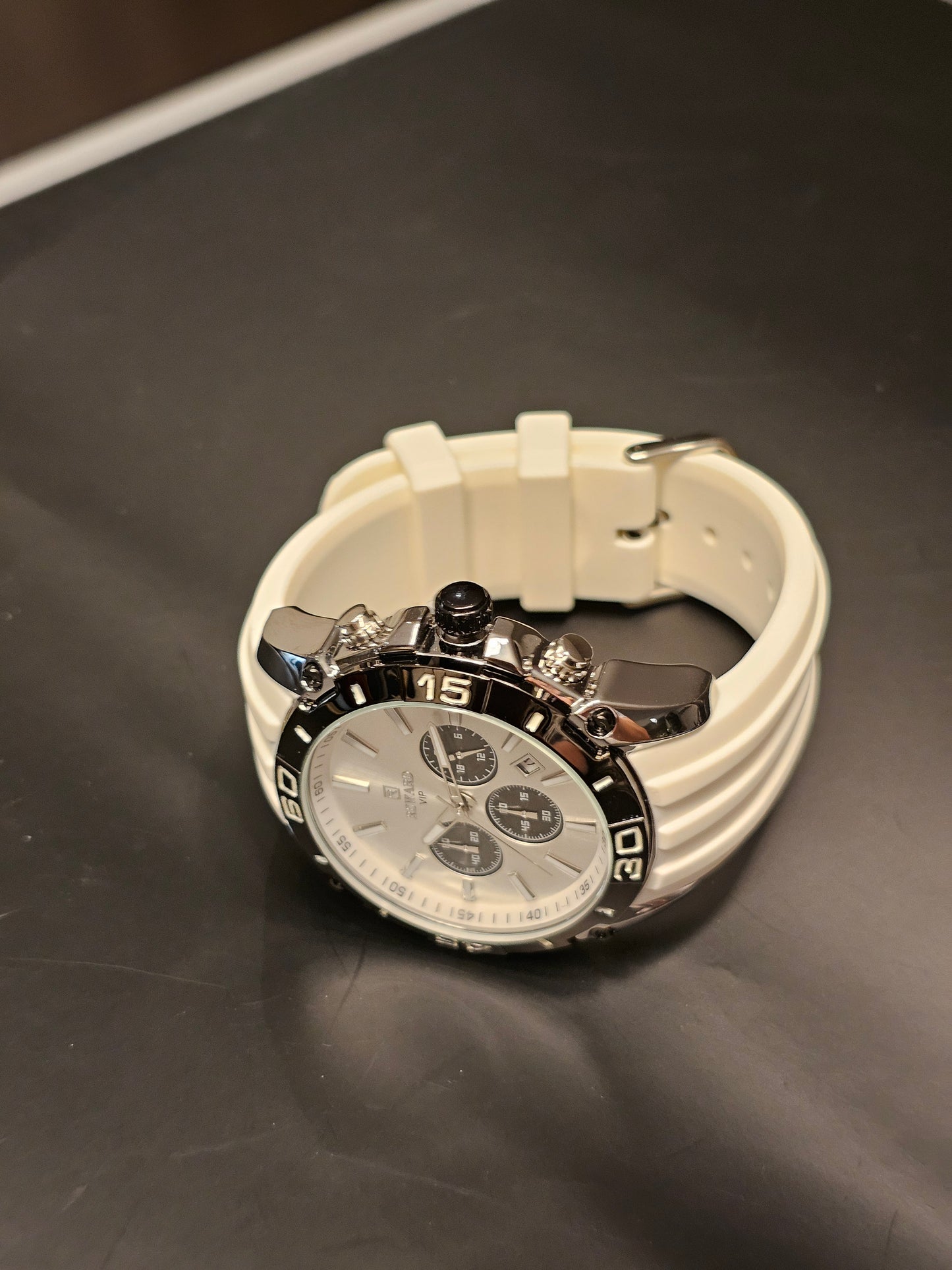 REWARD VIP Chrono – White Edition