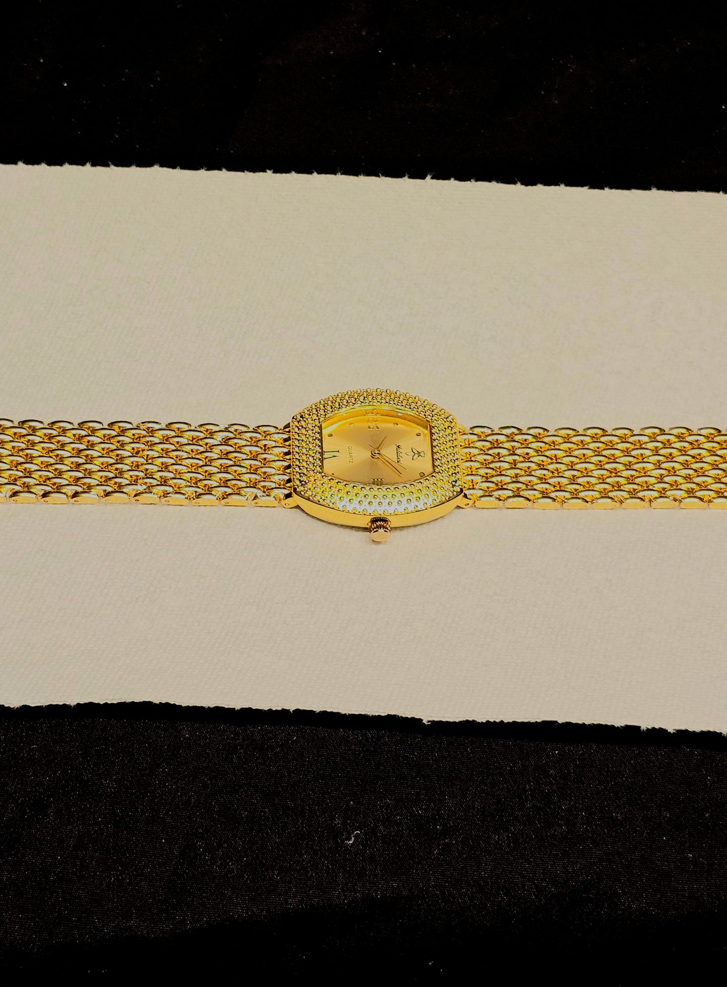 Halalassi Radiant Gold Textured Women's Watch – Bold &amp; Elegant