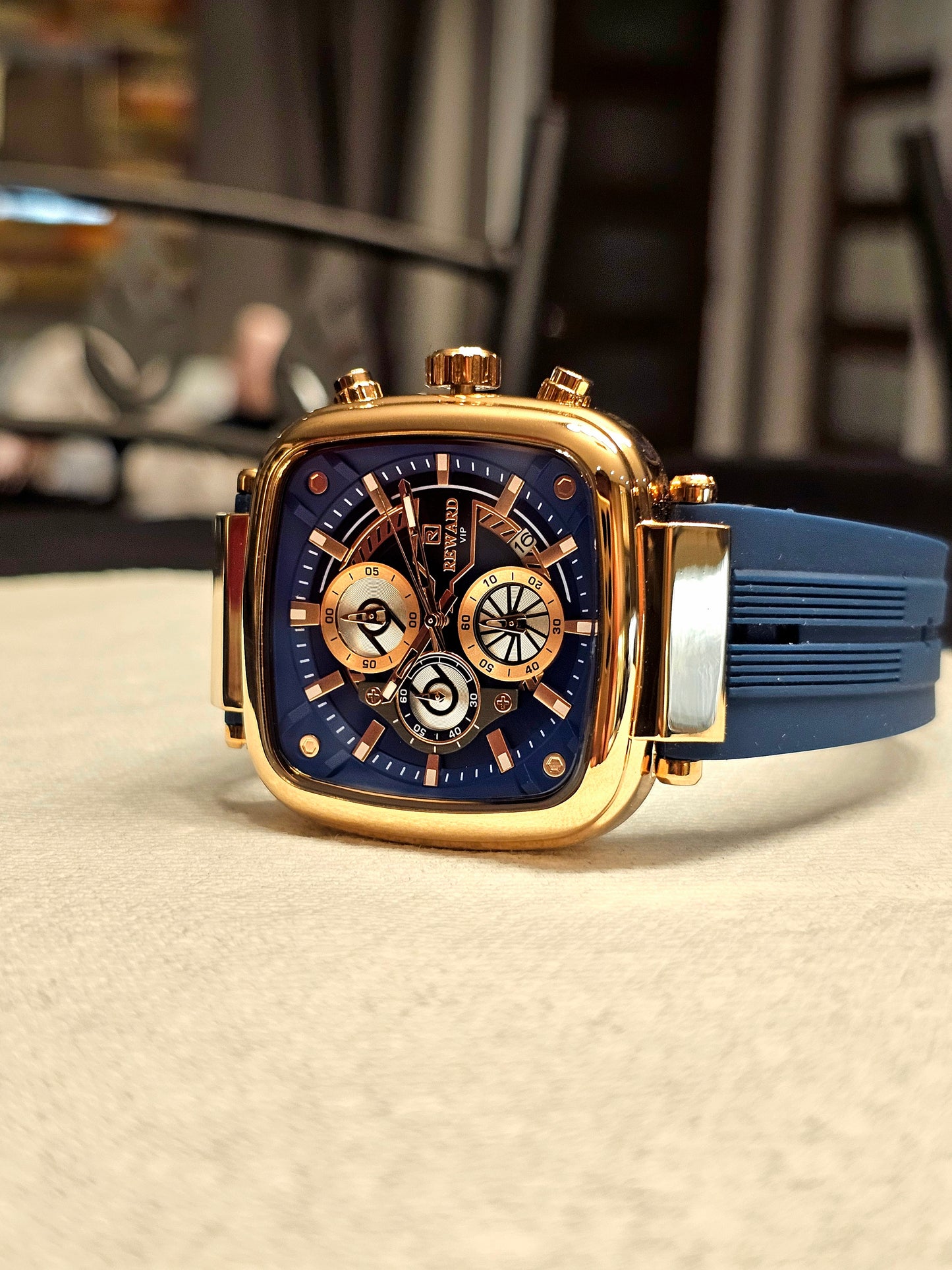 REWARD VIP Sport Fashion Watch – Luxurious, Stylish, Durable, Affordable