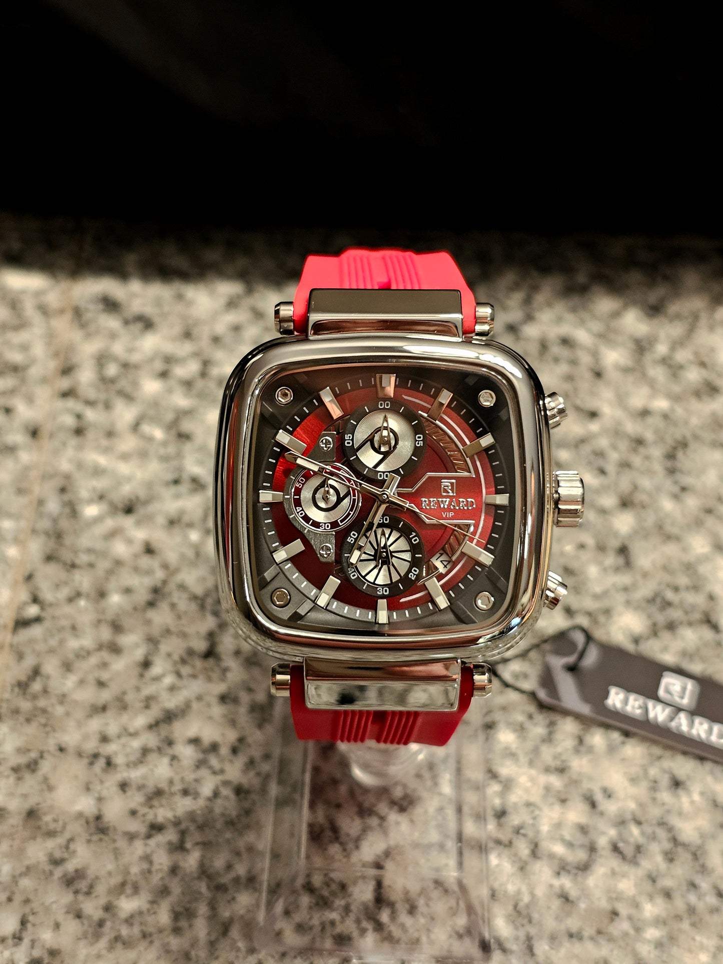 REWARD VIP Sport Fashion Watch – Luxurious, Stylish, Durable, Affordable