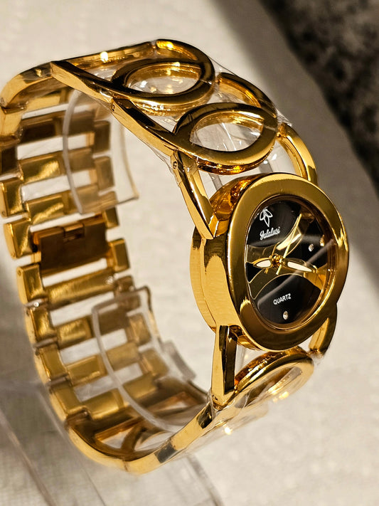 Galalusi Gold Loop Women's Bracelet Watch – Black &amp; Gold Elegance