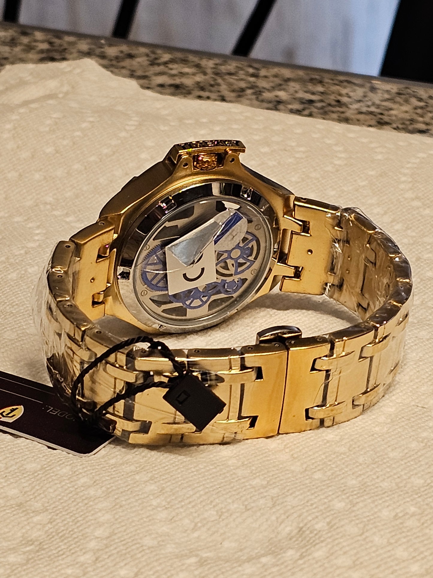 Bold Skeleton Quartz Watch – Full Gold