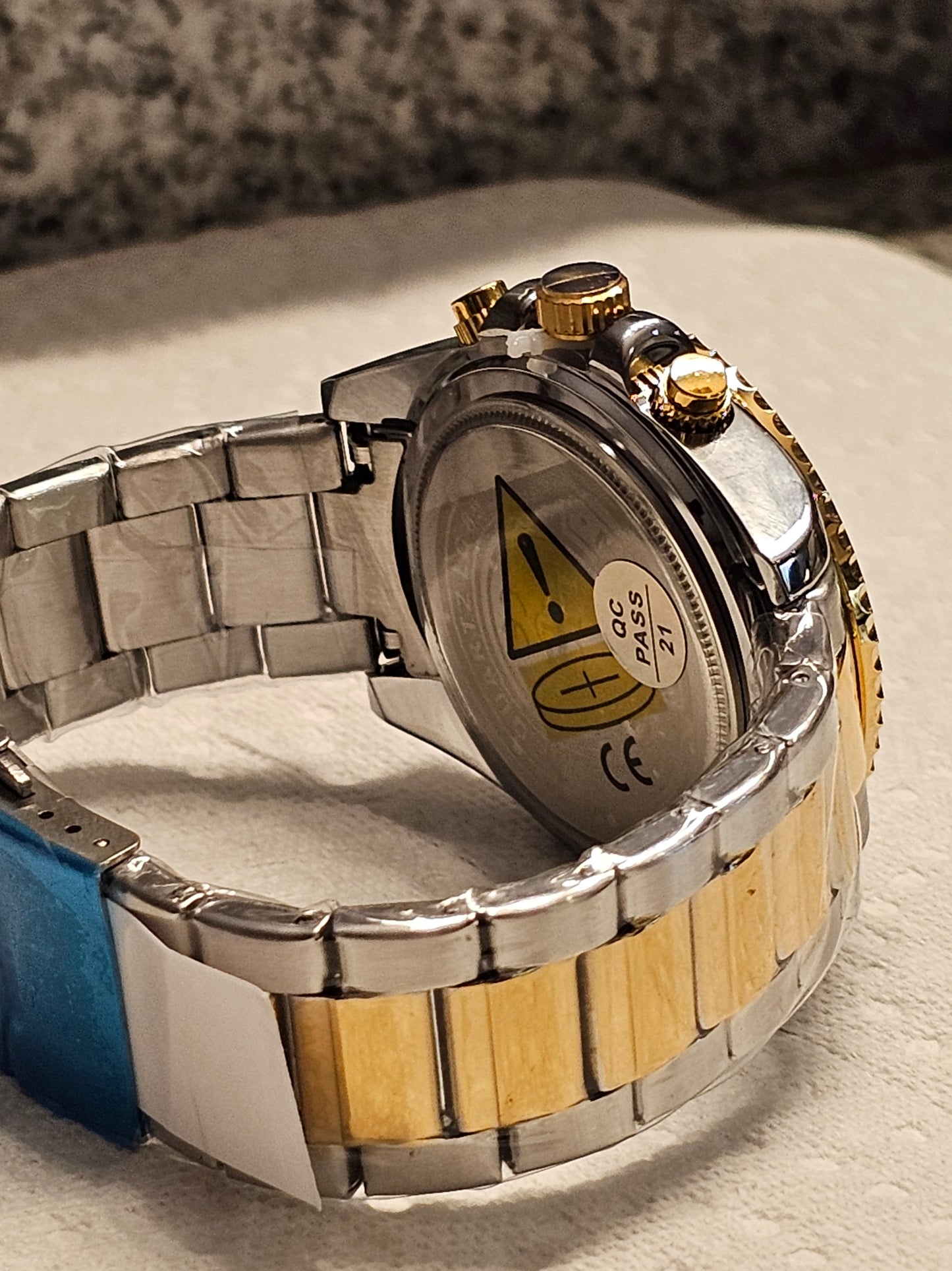 LIGE Luxury Chronograph Watch for Men – Bold Design in Black or Blue