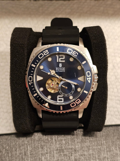 RUIGE Skeleton Automatic Men’s Watch – Black Strap &amp; Open Heart Dial