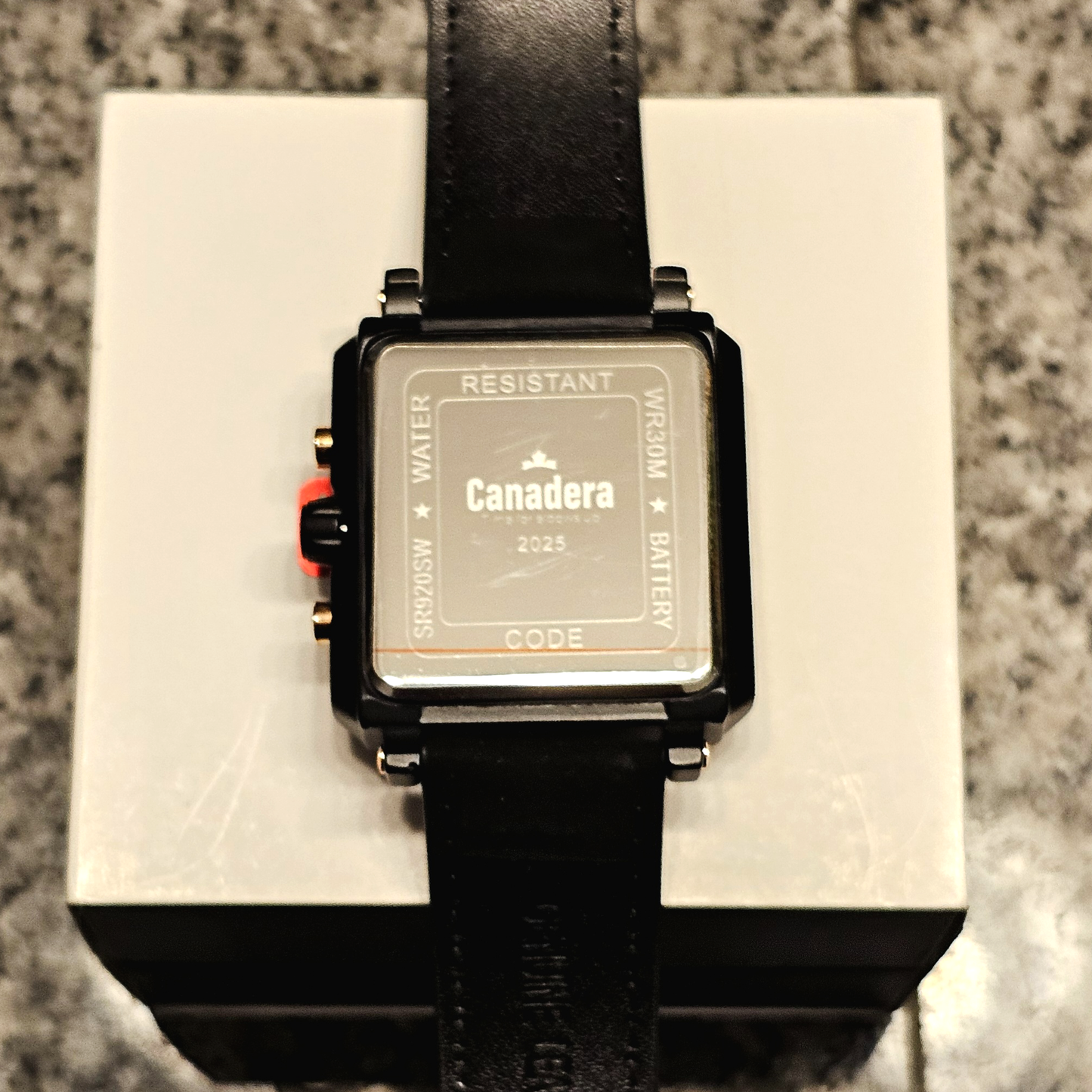 Canadera “Elbows Up” — Men’s Premium Sport Fashion Watch